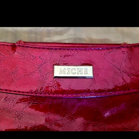 Miche Purse Red Gloss Leather Brand New , Just Purse No Carry Lanyard - Picture 2 of 4